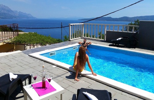 Marusici House | Family frendly house with heated pool. breathtaking view
