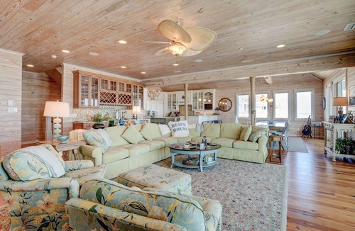 Ocean Sound Village House | Family Friendly - Beachfront, July 4 Now Available