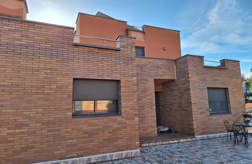 Castellvi de Rosanes House | Family-friendly house 20' from Barcelona