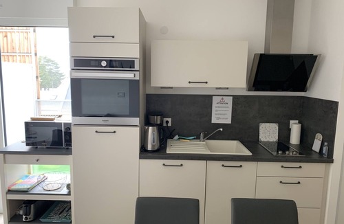Fort-Mahon-Plage Apartment | Family-Friendly Apartment with Balcony, Baby Gear, and Parking