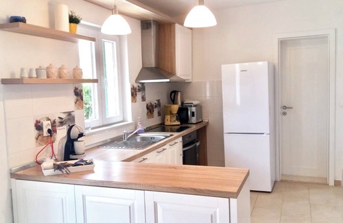 Zubovici Villa | Family friendly 2-bedroom villa with private heated pool near sea