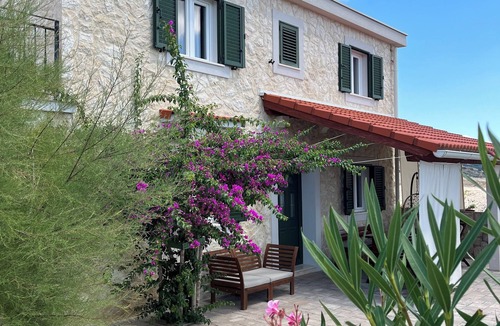 Zubovici Villa | Family friendly 2-bedroom villa with private heated pool near sea