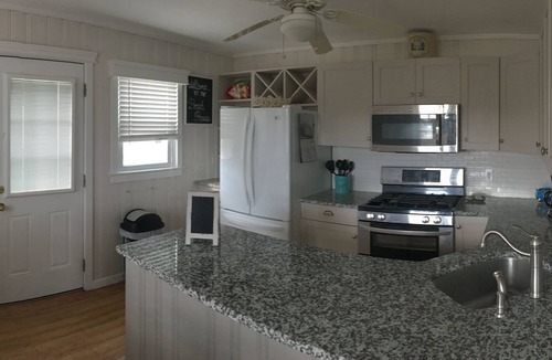 South Beach Haven House | >Family Friendly 3 bd 2 bth home S Beach Haven near beach and park