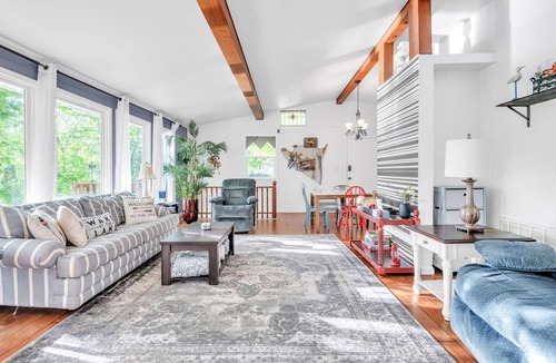 Rock Harbor House | Family-Friendly 3-Bedroom Lakefront Getaway on Norris Lake