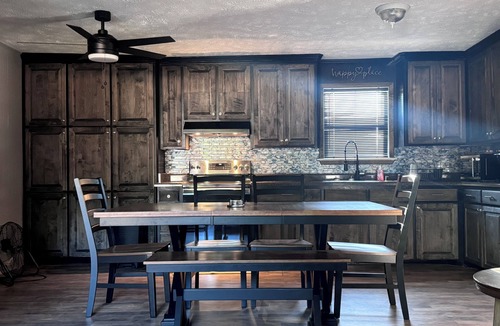 Philadelphia House | Family-Friendly 3BR Gem in Philadelphia – Your Home Away from Home!
