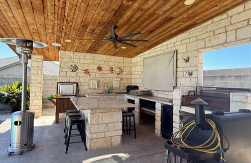 Bonanza House | Family-Friendly 3BR Oasis with Pool and Shaded Pergola