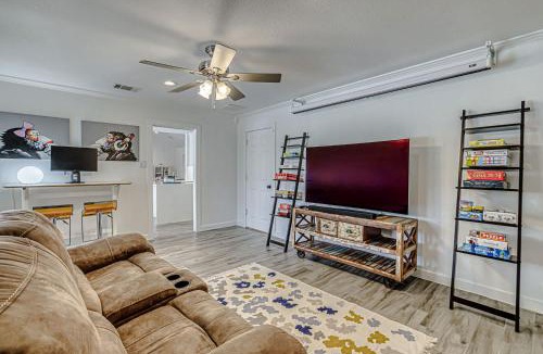 West Oak Hill House | Family-Friendly 3BR w Private Pool & BBQ in SW Austin