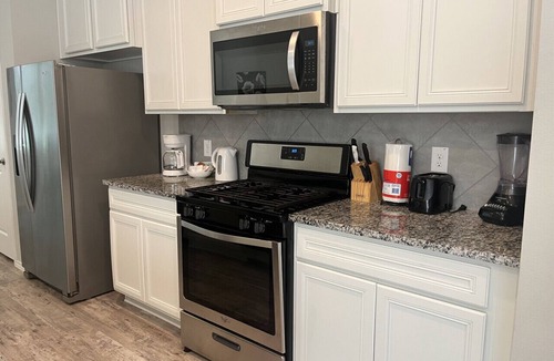 College Park House | Family-Friendly 4-Bedroom Home Near The Woodlands
