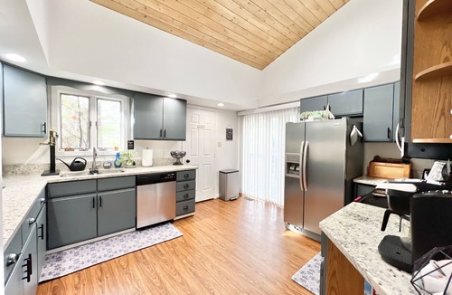 Basye Cabin | Family-Friendly, Arcade Games Fire Pit 3 Bath