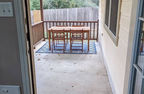 Bastrop House | Family-Friendly Bastrop Retreat - Fenced Yard; Smoke-Free