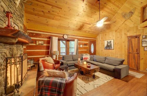 Fleetwood House | Family-Friendly Blue Ridge Cabin w/Game Room!