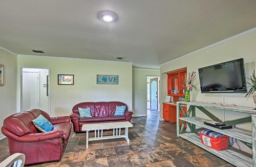 Boerne House | Family-Friendly Boerne Beach House with Patio
