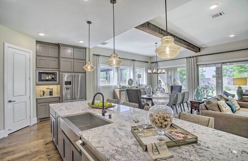 Barker House | Family-Friendly Brookshire Home w/Game Room!