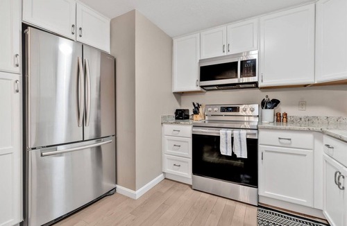 Cataumet House | Family-Friendly Cape Cod Home Near Beach