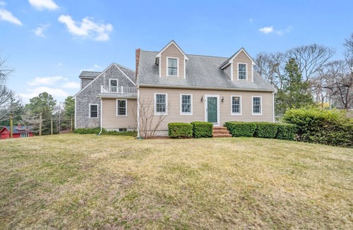 Plymouth House | Family-Friendly Cape Home – Pool & Beach Access