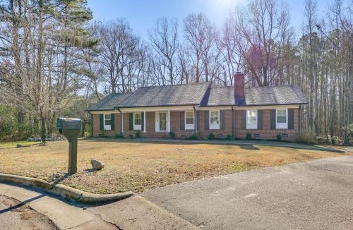 Rocky Mount House | Family Friendly: Chic Retreat in Rocky Mount!