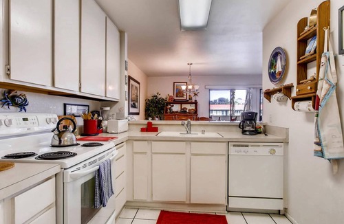 Solana Beach Condo | Family Friendly Condo in Oceanfront Complex
