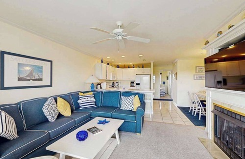 Heron Harbour Isle Condo | Family-friendly condo with beach access, pools, covered deck, W/D & AC