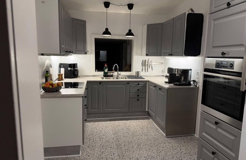 Hillerod House | Family-friendly cottage near forest and castle