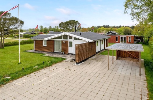 Nordstrand House | Family-friendly activity house by the sea