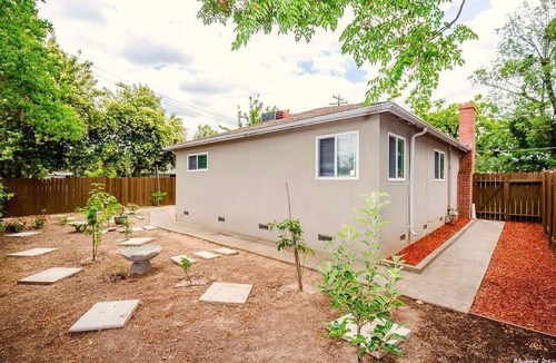Carmichael House | Family Friendly Entire Home in Sacramento