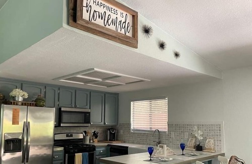 North Auburn House | Family Friendly Flat for 8