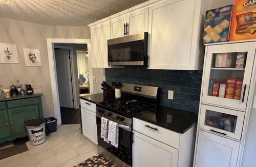 Rosedale House | Family Friendly for World Cup 4-bedroom house with AC
