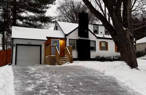 Rosedale House | Family Friendly for World Cup 4-bedroom house with AC