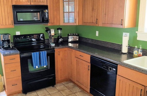 Cape Charles House | Family-Friendly Fun Just 1 Block from Downtown Cape Charles