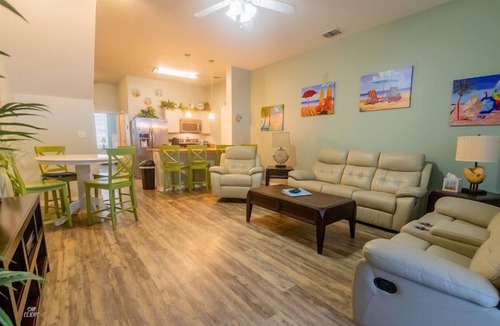 Corpus Christi Condo | FAMILY FRIENDLY. GREAT HEATED POOL