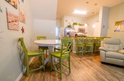 Corpus Christi Condo | FAMILY FRIENDLY. GREAT HEATED POOL