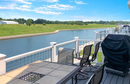 Ottawa House | Family-Friendly Harbor View Home