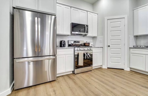 Lubbock House | Family-Friendly Haven: Space for Everyone!
