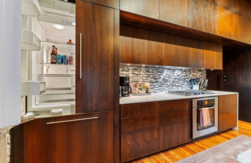 Southtown House | Family-Friendly Historic Southtown Pool House