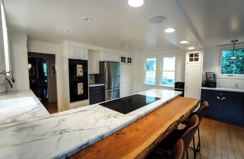 East Homer House | Family-Friendly Historic Home with Private Sauna and Spacious Yard