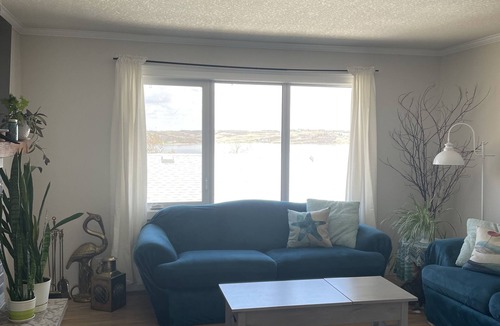 Regina Beach House | Family Friendly Home in Regina Beach