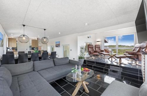 Sondervig House | Family-Friendly Holiday Home With Indoor Pool And Outdoor Spa 100 Meters From The North Sea