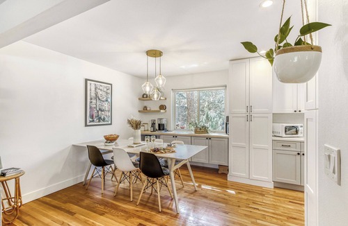 Park East House | Family-Friendly Home, 10-min to Downtown