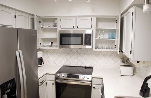 Euless House | Family-Friendly Home at the Heart of DFW- close to all popular attrations!