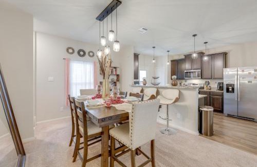 Manor House | Family-Friendly Home in Manor, Near Outdoor Rec