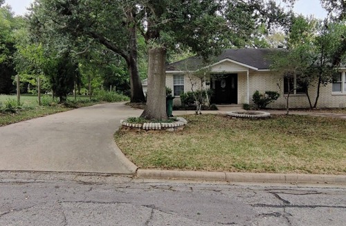 Brenham House | Family-friendly home in Brenham, TX. A great home base for all your activities.