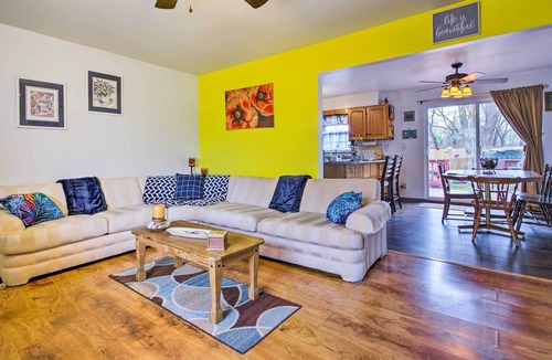 St. James House | Family-Friendly Home Near Maramec Spring Park!