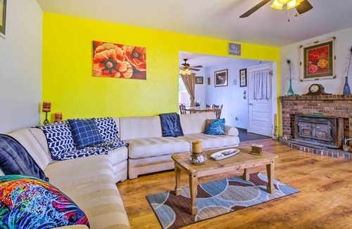 St. James House | Family-Friendly Home Near Maramec Spring Park!