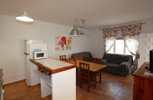 Riumar Cottage | Family-Friendly Home with Pool, Near Beach, Pet Friendly, Free WiFi, Opt. AC