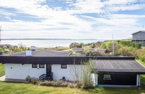 Handrup Strand House | Family-Friendly House by the Beach