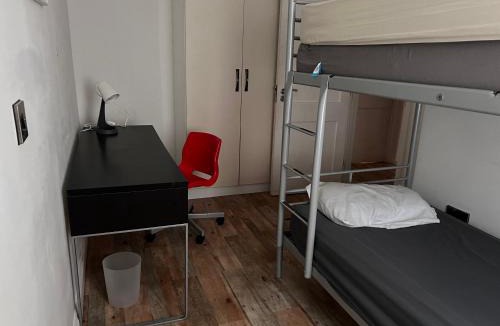 Coulsdon West Villa | Family friendly house