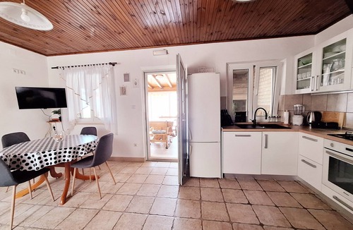 Praznica House | Family friendly house with a swimming pool Pražnica, Brač (K-24570)
