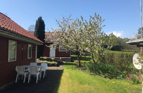 Skødshoved Strand House | Family-friendly house near the beach and marina