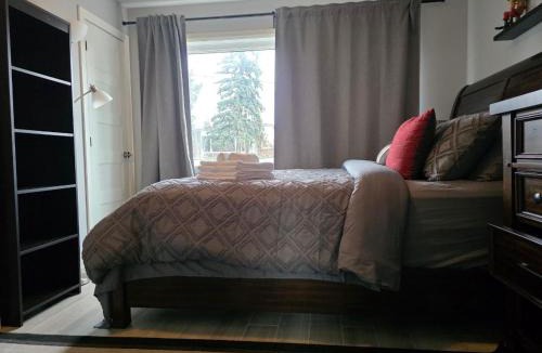 Delson Apartment | Family friendly house with free parking