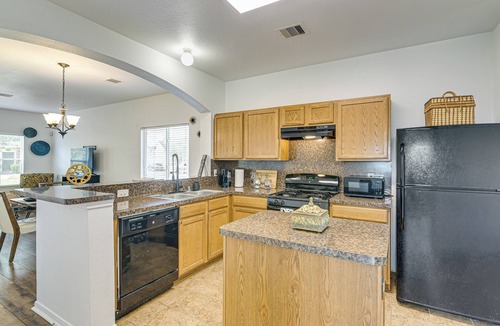 Central Southwest House | Family-Friendly Houston Home: Soccer Fans Welcome!